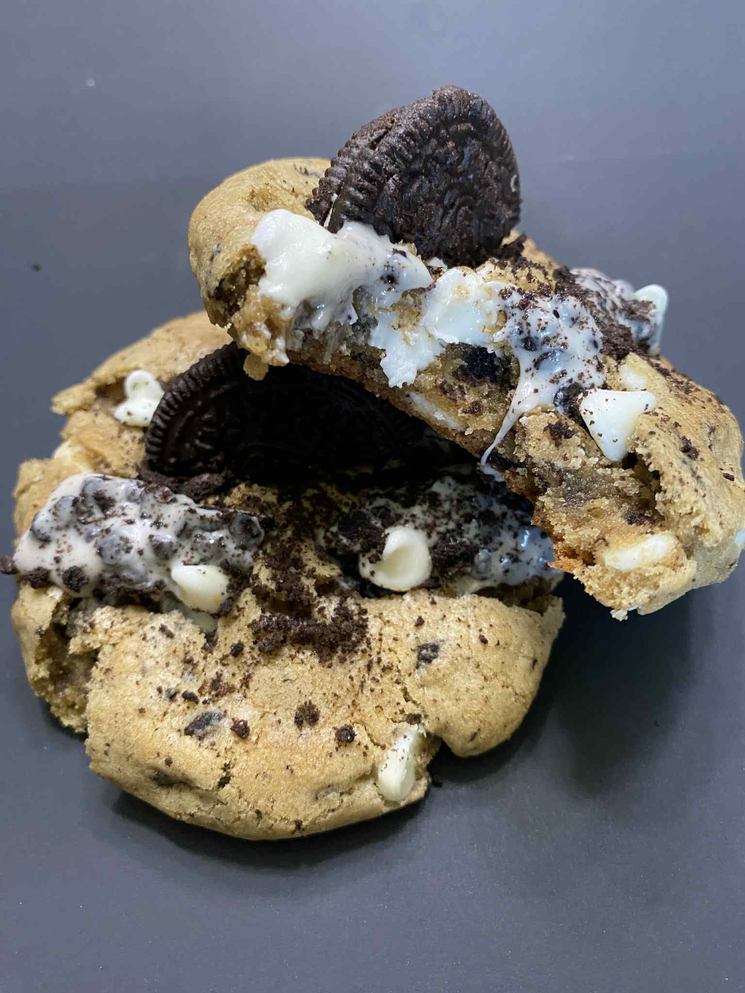 Gourmet Cookies and Cream Cookies